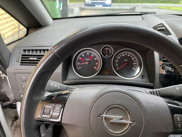 Opel Zafira Вааса - изображение 6