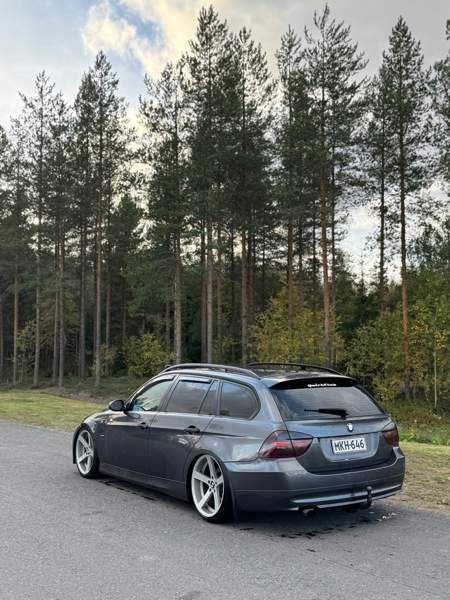 BMW 318 Pudasjärvi - valokuva 4