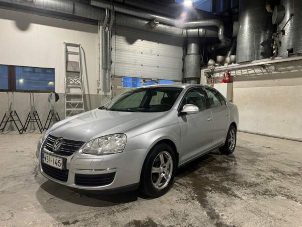 Volkswagen Jetta Эспоо - изображение 3