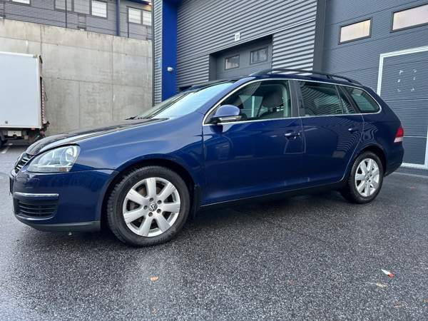 Volkswagen Golf Turtkul - valokuva 2