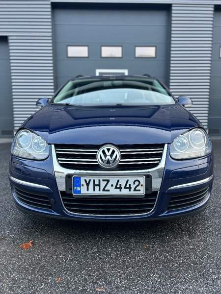 Volkswagen Golf Turtkul - valokuva 5