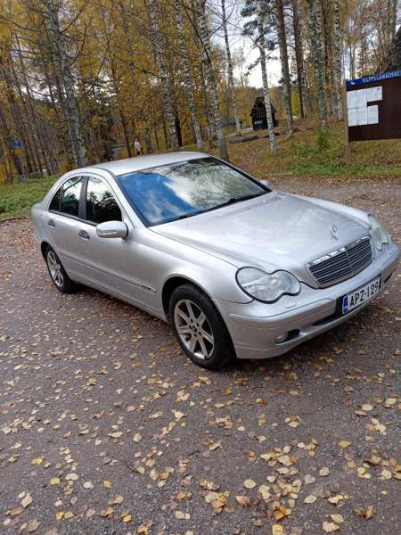 Mercedes-Benz C Mänttä-Vilppula - valokuva 3