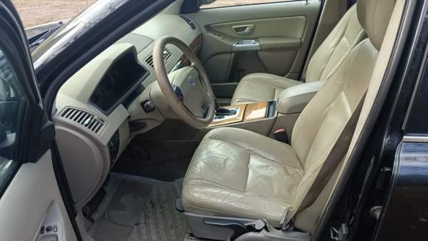 Volvo XC90 Nummi-Pusula - valokuva 2