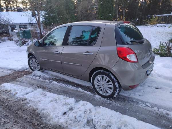 Renault Clio Karkkila - valokuva 1