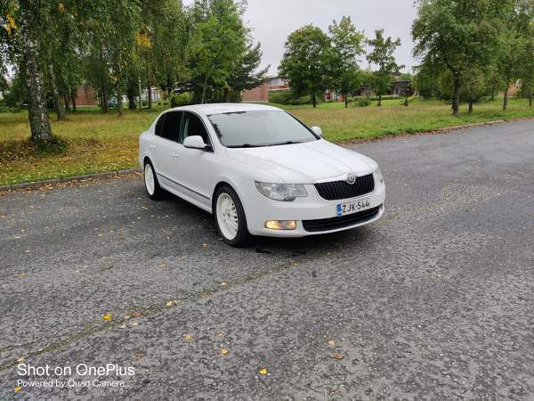 Skoda Superb Миккели - изображение 2