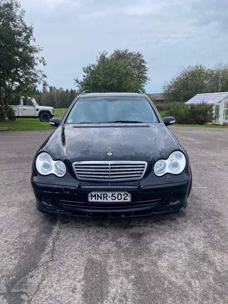 Mercedes-Benz C Toholampi - изображение 3