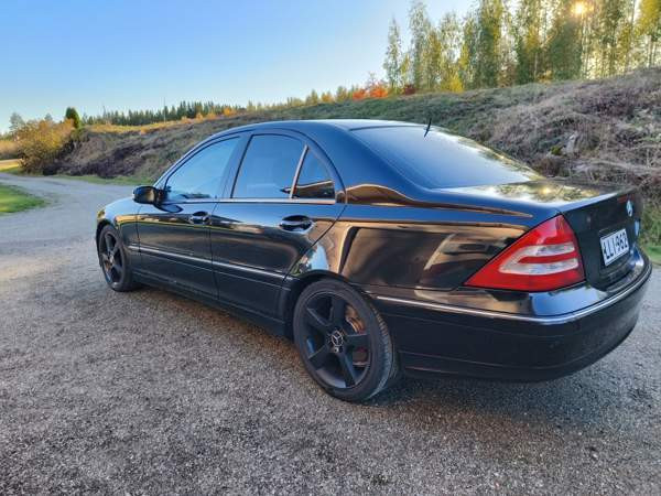 Mercedes-Benz C Joensuu - valokuva 5