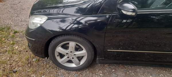 Mercedes-Benz 200 Порвоо - изображение 5