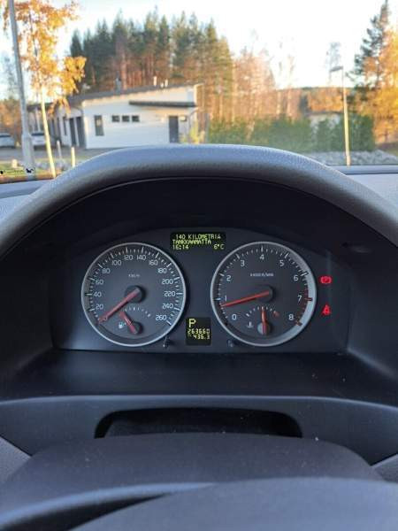 Volvo S40 Куопио - изображение 8