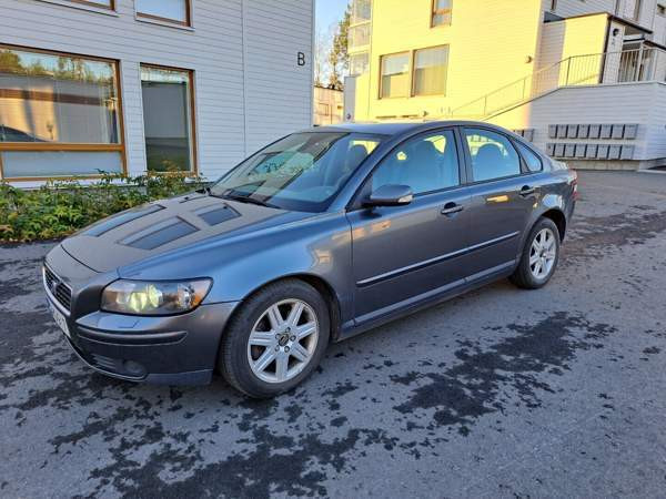 Volvo S40 Куопио - изображение 1