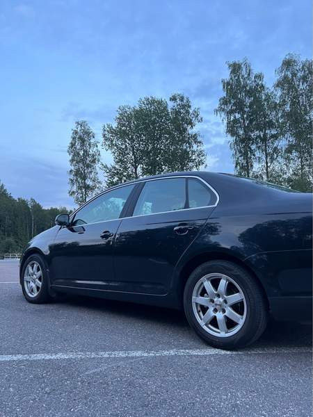 Volkswagen Jetta Вантаа - изображение 5