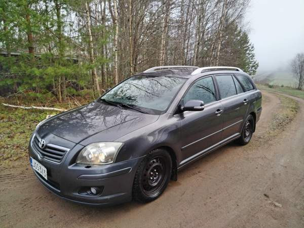Toyota Avensis Kankaanpää - valokuva 1