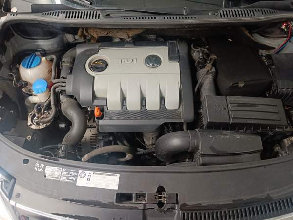 Volkswagen Touran Taivalkoski - изображение 5