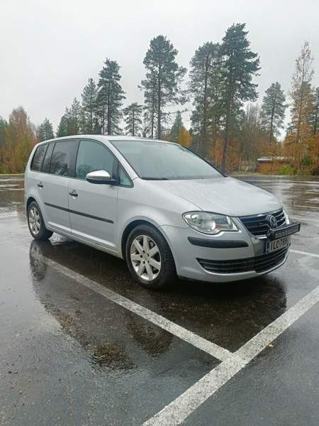 Volkswagen Touran Taivalkoski - изображение 1