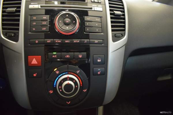 Kia Venga Helsinki - valokuva 8