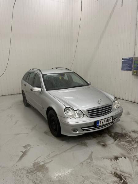 Mercedes-Benz 180 Isokyrö - photo 1