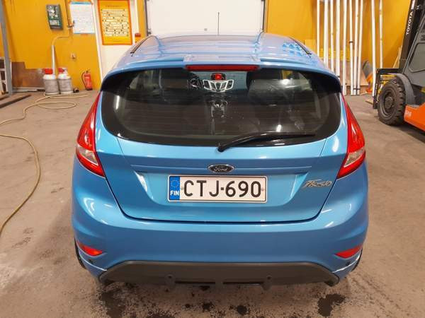 Ford Fiesta Вантаа - изображение 4