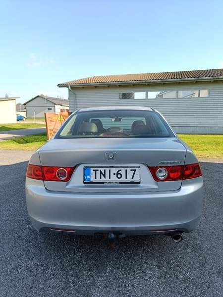 Honda Accord Raahe - valokuva 7