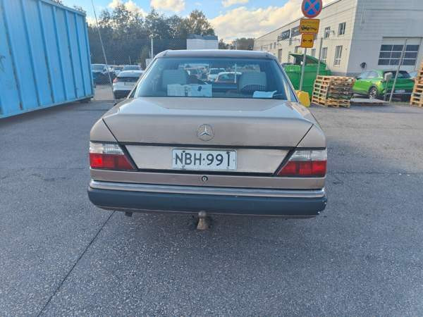 Mercedes-Benz 250 Tampere - photo 2