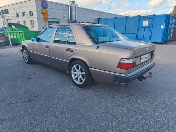 Mercedes-Benz 250 Tampere - photo 1