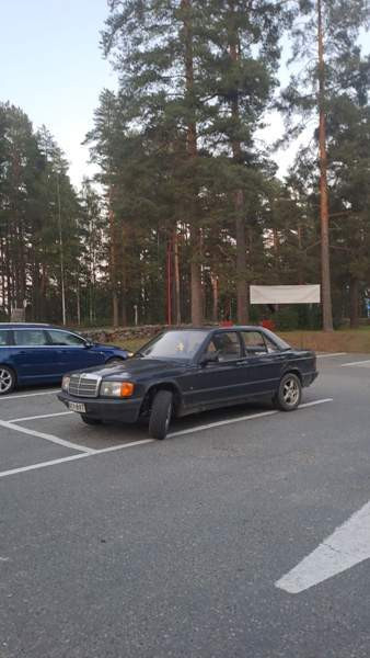 Mercedes-Benz 190 Rautalampi – foto 4