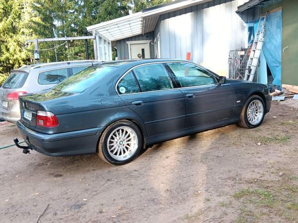 BMW 530 Лохья - изображение 4