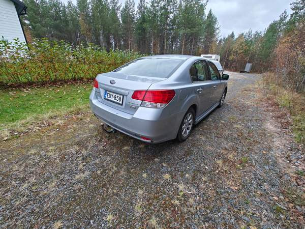 Subaru Legacy Oulu - valokuva 7