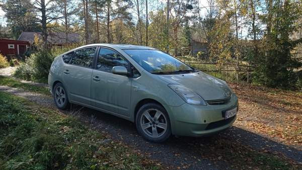 Toyota Prius Vesilahti - valokuva 2