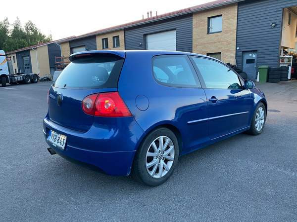 Volkswagen Golf Каарина - изображение 4