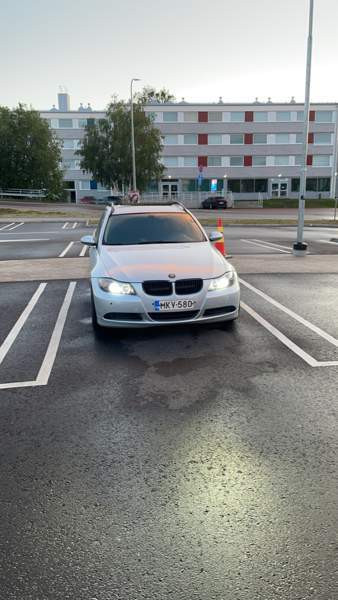 BMW 320 Pornainen - valokuva 6