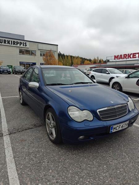 Mercedes-Benz C Glebychevo - valokuva 7