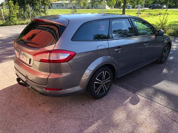 Ford Mondeo Hattula - valokuva 4