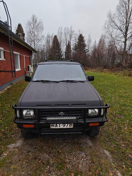 Nissan King Cab Taksimo - valokuva 4
