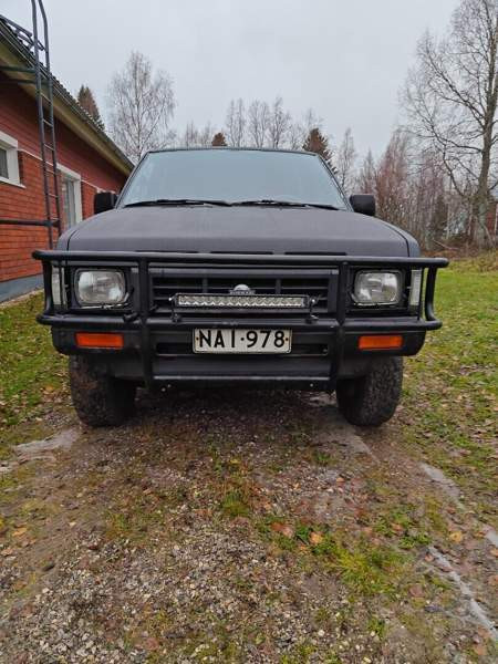 Nissan King Cab Taksimo - valokuva 3
