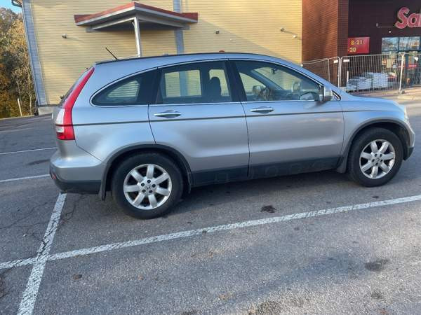 Honda CR-V Hämeenkoski - valokuva 5