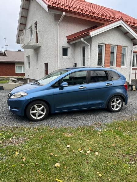 Honda FR-V Tampere – foto 2