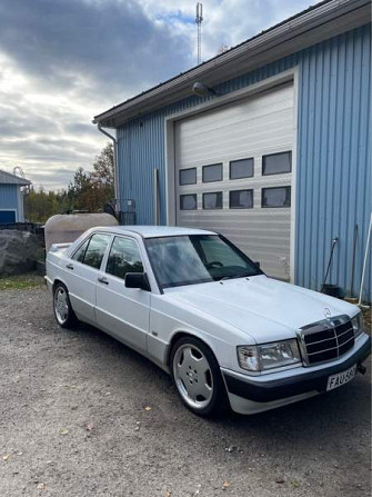 Mercedes-Benz 190 Ювяскюля - изображение 3