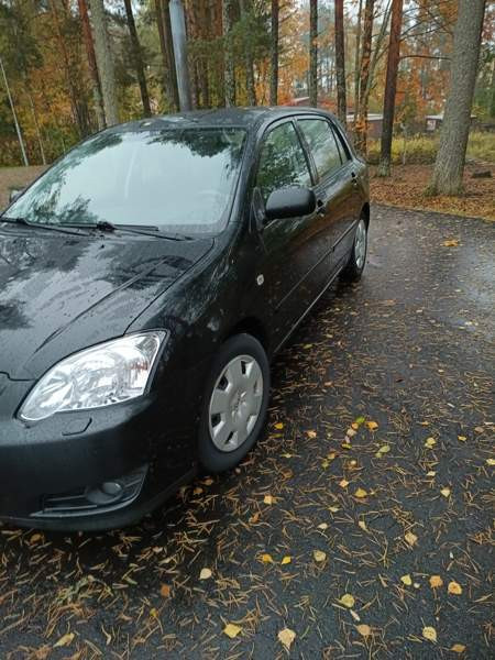 Toyota Corolla Glebychevo - valokuva 3