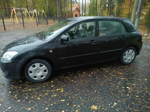 Toyota Corolla Glebychevo - valokuva 5