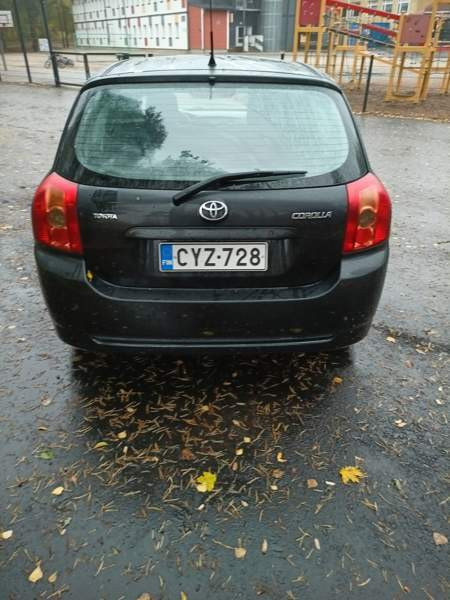 Toyota Corolla Glebychevo - valokuva 8