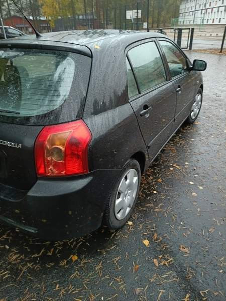 Toyota Corolla Glebychevo - valokuva 6
