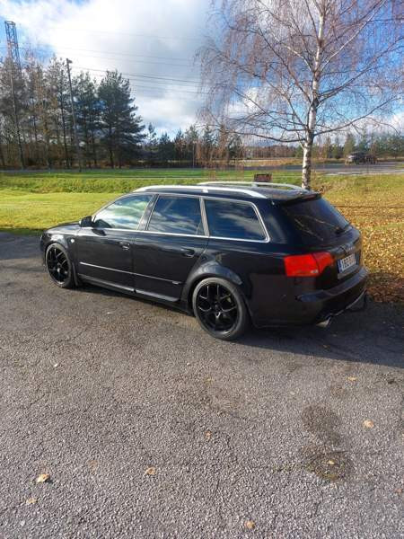 Audi A4 Sarov - valokuva 1