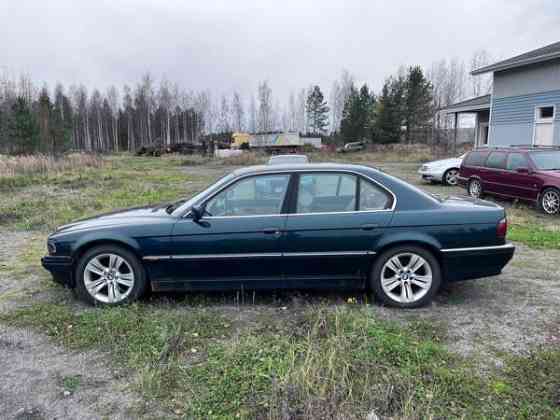 BMW 740 Raasepori