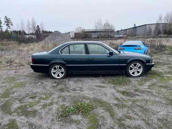 BMW 740 Raasepori