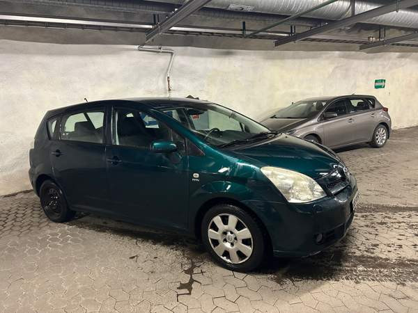 Toyota Corolla Verso Tampere - valokuva 6