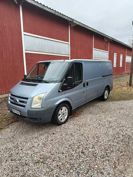 Ford Transit Helsinki - valokuva 1