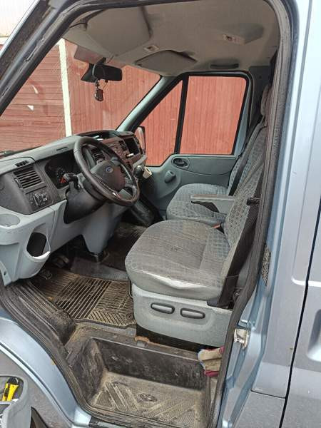 Ford Transit Helsinki - valokuva 3