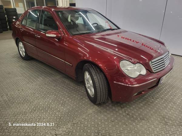 Mercedes-Benz C Эспоо - изображение 2