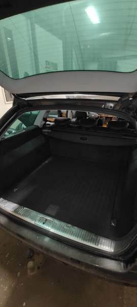 Mercedes-Benz E Raahe - valokuva 7