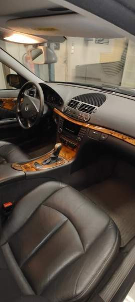 Mercedes-Benz E Raahe - valokuva 4